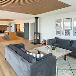בית נופש Amazing In With Wifi בורקופ