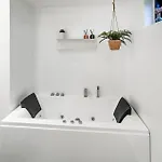 בית נופש Amazing In With Wifi בורקופ